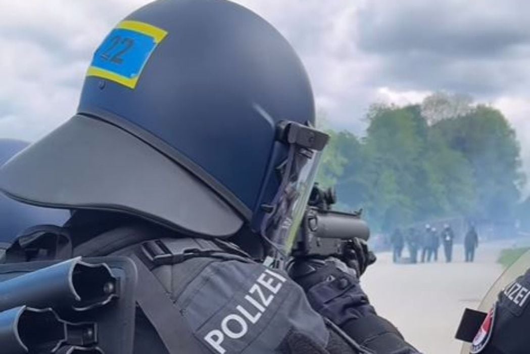 Adrenalinkick des Todes: Video auf der Instagram-Page der Luzerner Polizei.  (Screenshot: Instagram/Polizei Luzern)