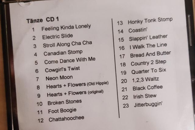 23 Country-Hits auf einer CD.
