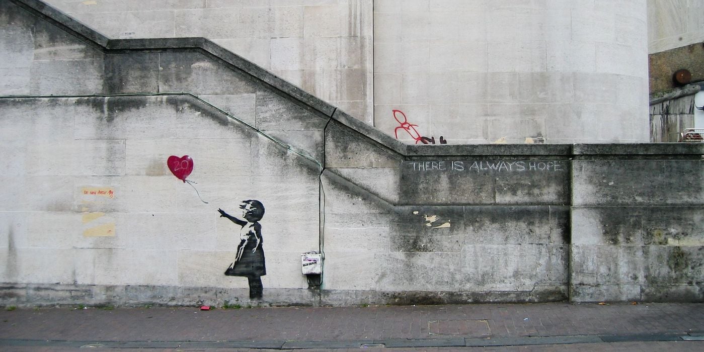 Etwas vom Genialsten, was Banksy je hervorgebracht hat: Mädchen mit Herzballon. (Foto: Wikimedia Commons)